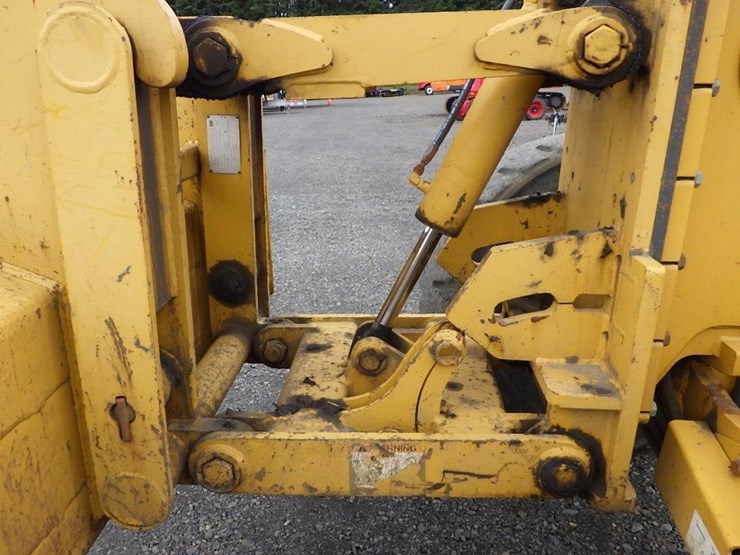 2016-deere-772gp-image-31