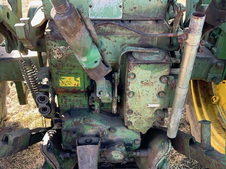 john-deere-720-image-47