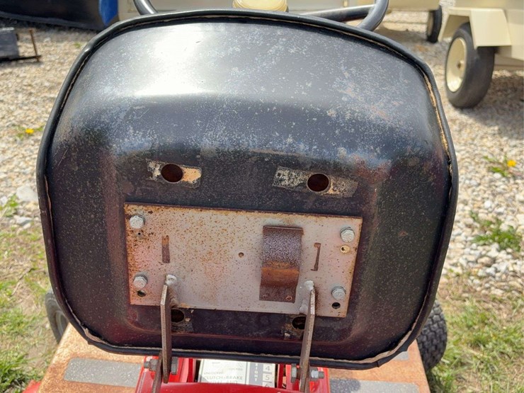 massey-ferguson-6-image-27