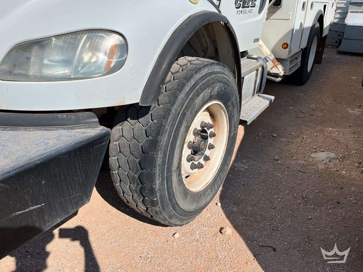 freightliner-m2-106-image-6