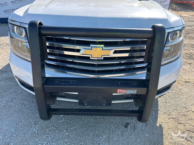 2020-chevrolet-tahoe-image-22