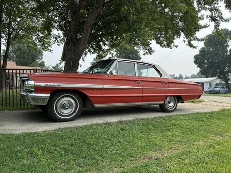 1964-ford-galaxy,-4-door,-352-automatic,-has-original-paperwork-with-it-image-1