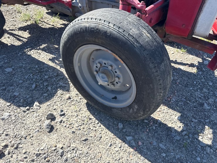 massey-ferguson-230-image-9