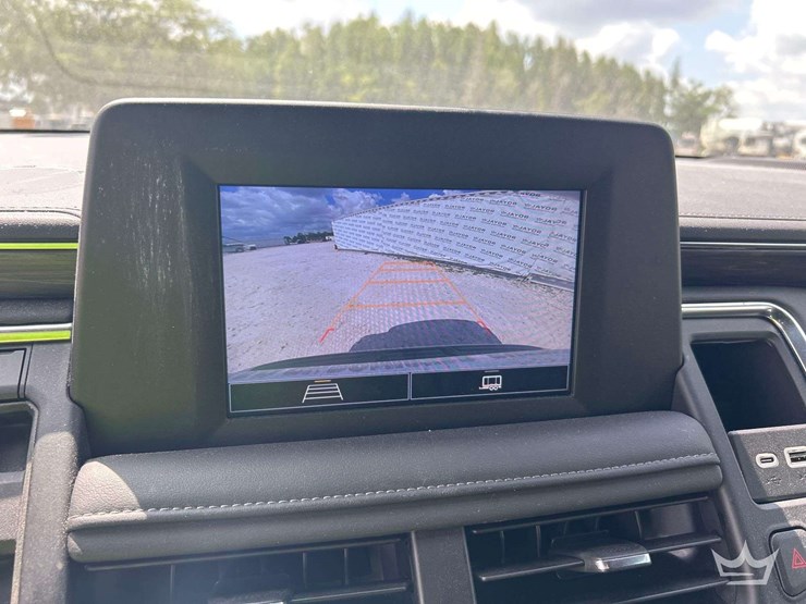 2024-chevrolet-tahoe-image-15