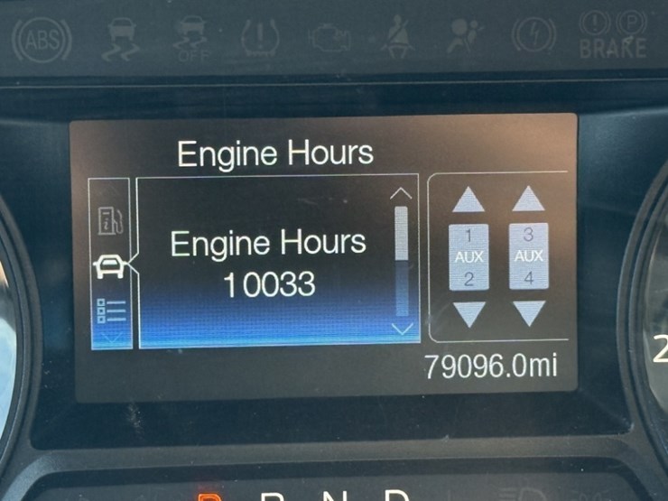 2018-ford-explorer-image-27