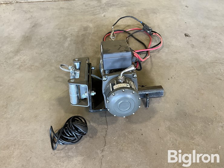 badlands-12,000lb-trailer-mounted-winch-image-8