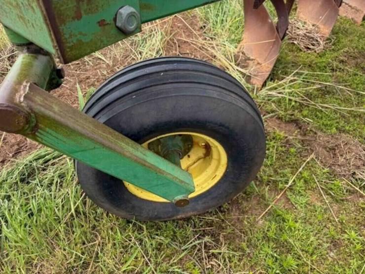 john-deere-2800-image-2