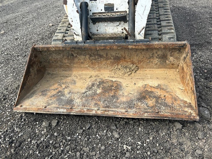 bobcat-t300-image-9