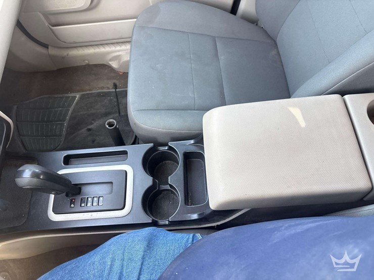 2012-ford-escape-image-14