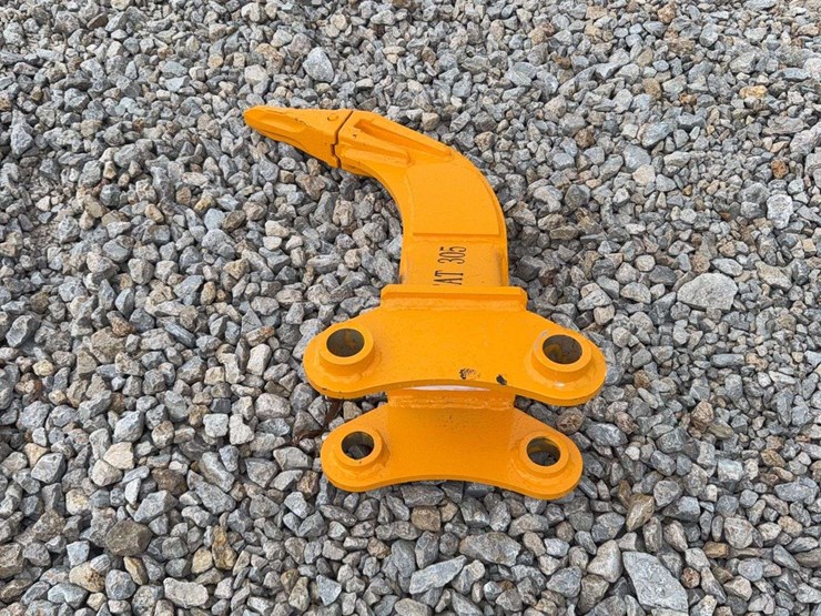 2026-gyi-excavator-ripper-image-3