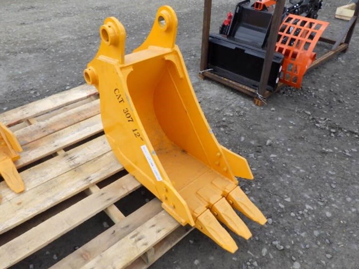 caterpillar-307-image-4