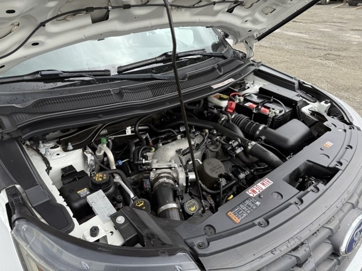 2018-ford-explorer-image-15