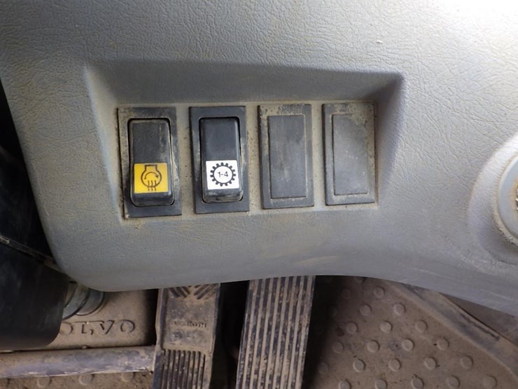 volvo-l220e-image-44