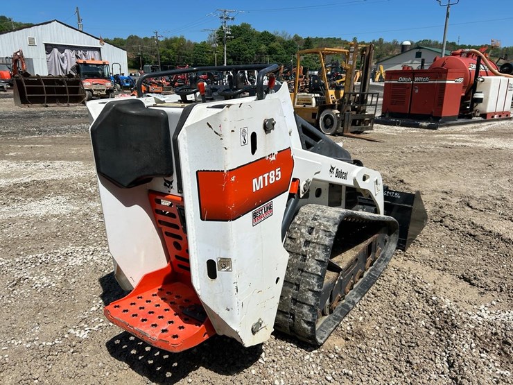 2020-bobcat-mt85-image-4