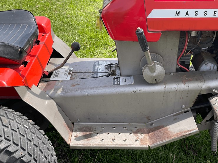 1972-massey-ferguson-12-image-28