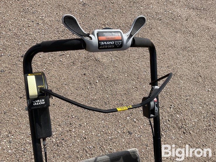 honda-/-troy-built-hrr2166vxa-mower-&-2600-psi-power-washer-image-12