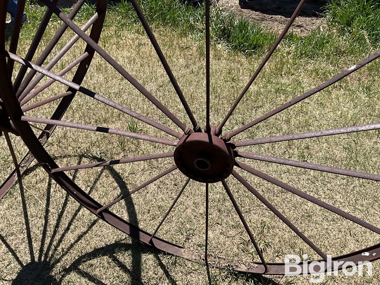 53”-antique-steel-wheels-image-12