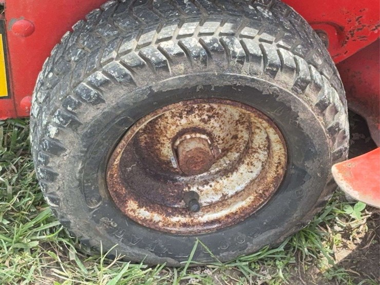 massey-ferguson-5-image-24