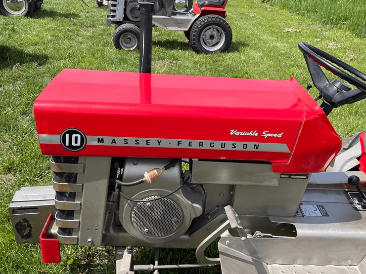 1976-massey-ferguson-10-image-13