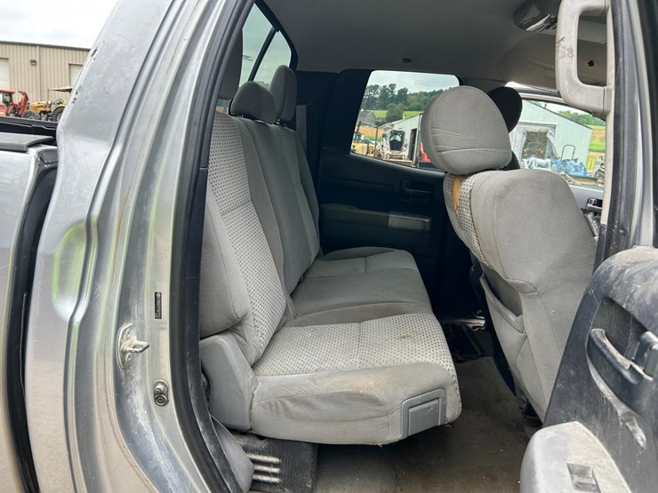 2007-toyota-tundra-image-15