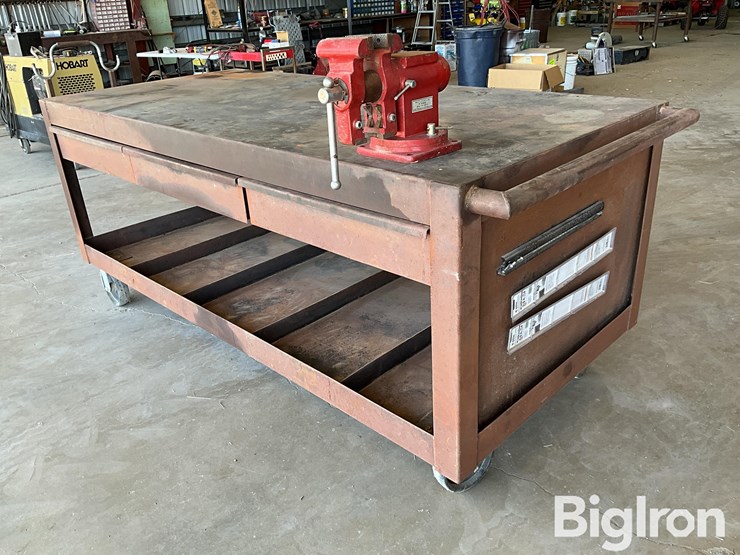 40”x88”-rolling-work/storage-bench-image-1