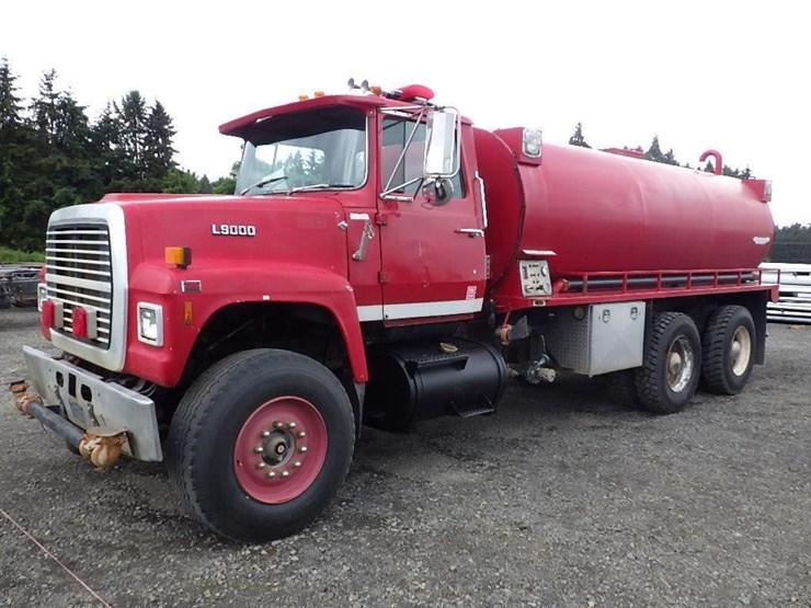 1988-ford-lt9000-image-1