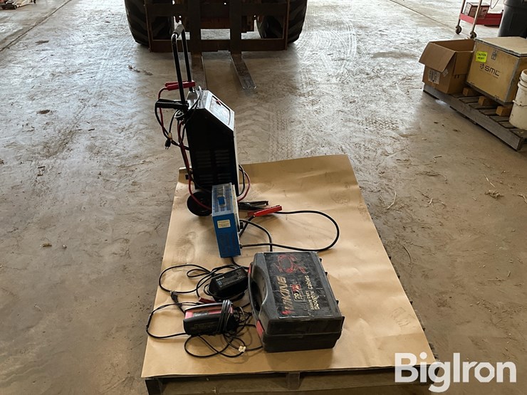 battery-chargers-&-load-tester-image-4