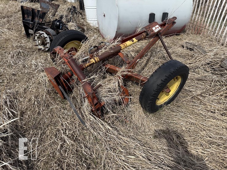 new-holland-456-image-1