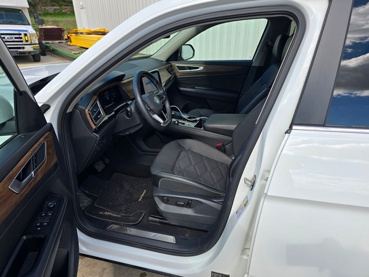 #416-•-2024-volkswagon-atlas-se-crossover-suv-image-11