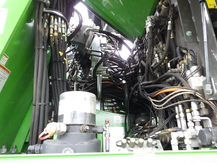 sennebogen-738e-tree-handler-image-17
