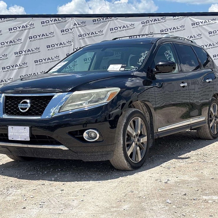 2014 NISSAN PATHFINDER