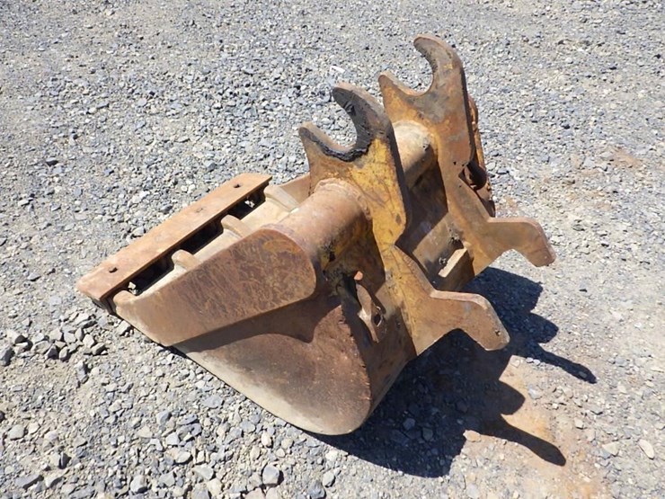 john-deere-60d-image-4