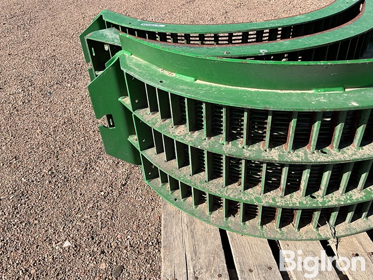 john-deere-small-wire-concaves-image-9