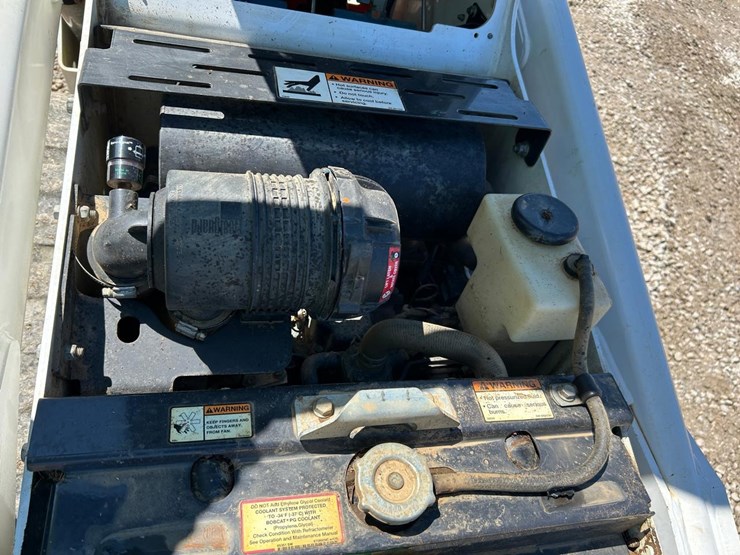 2020-bobcat-mt85-image-15