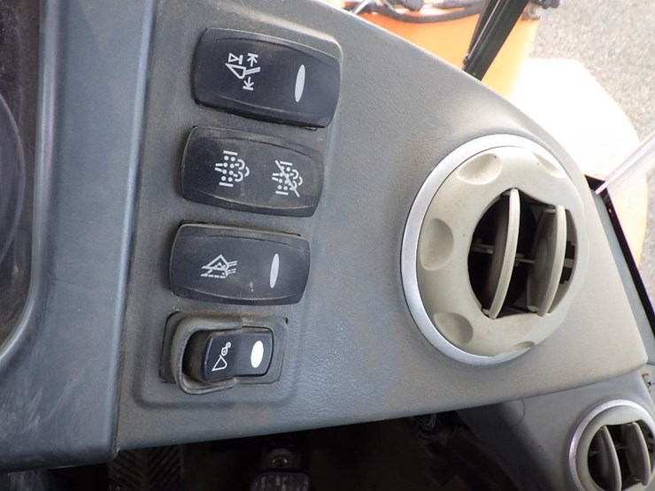 doosan-dl250-3-image-52