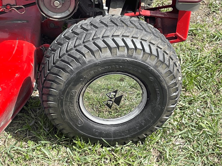1971-massey-ferguson-7-image-30