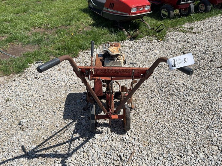 massey-ferguson-253-image-4