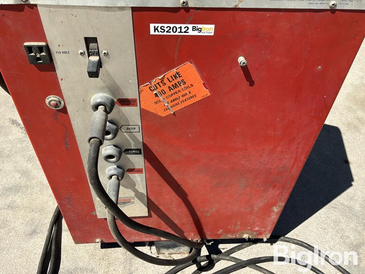 twentieth-century-heavy-duty-arc-welder-image-10