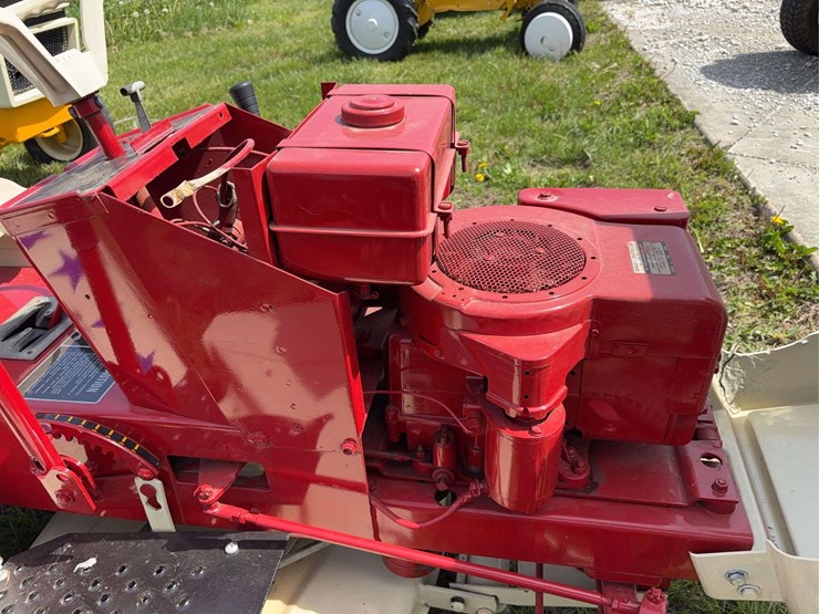 1975-cub-cadet-76-“spirit-of-‘76”-image-36