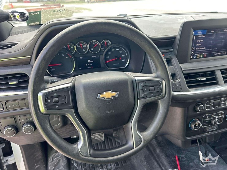 2024-chevrolet-tahoe-image-13