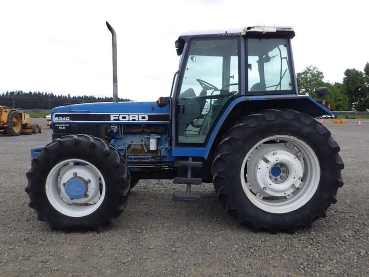 ford-8340-image-8