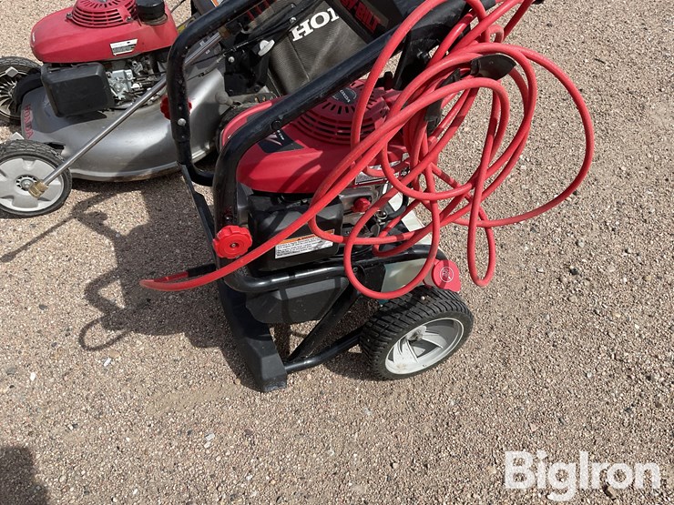 honda-/-troy-built-hrr2166vxa-mower-&-2600-psi-power-washer-image-18