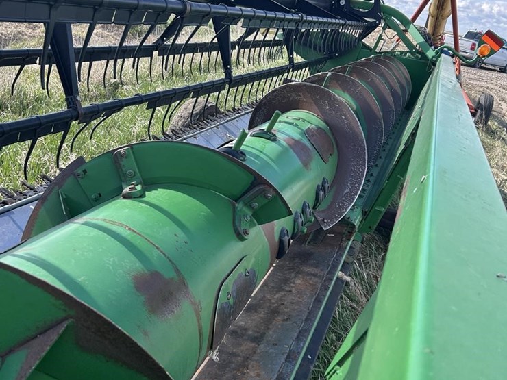 2007-john-deere-630f-image-16