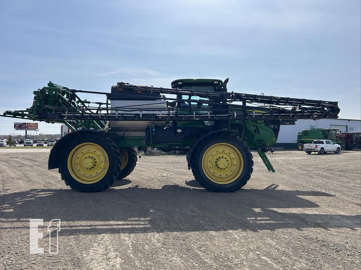 2020-john-deere-r4045-image-4