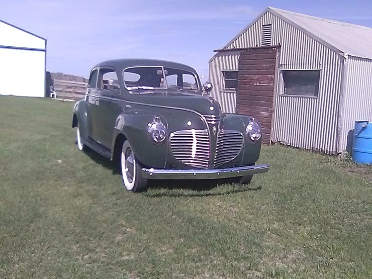 1941-plymouth-drivable,-new-gas-tank,-seats-re-upholstered,-paint-is-ok,-5-speed-manual,-re-chromed-bumpers,-extra-parts-image-6