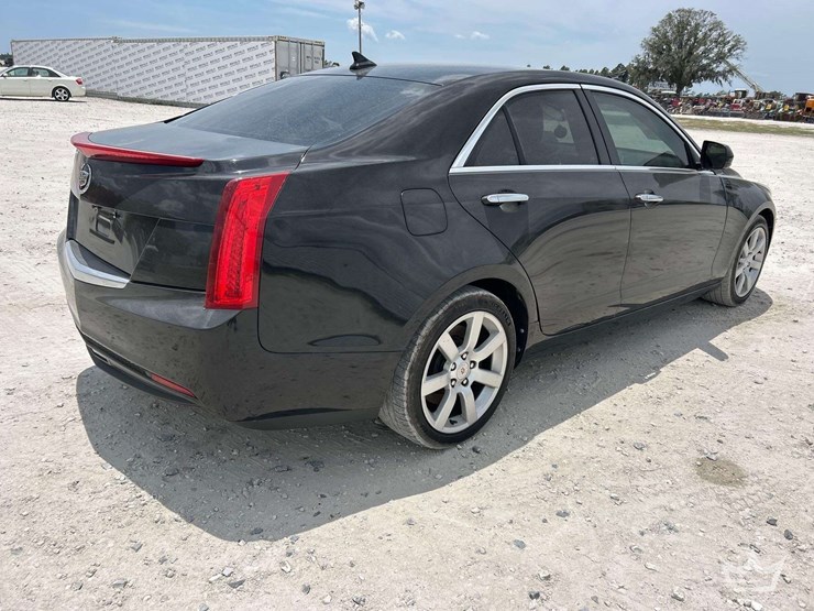 2014-cadillac-ats-sedan-image-3