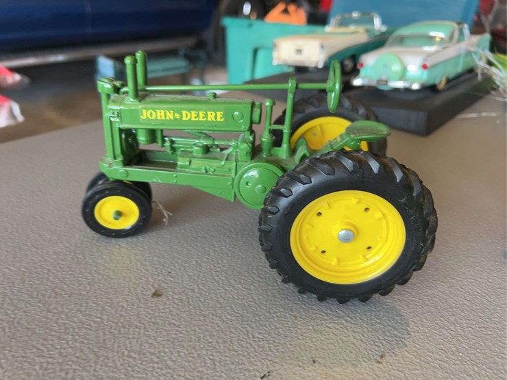 john-deere-model-a-image-2