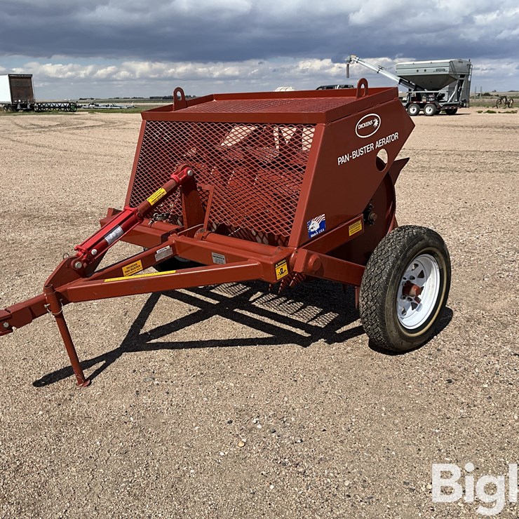 1997 Dickens 4’ Pull Type Pan-Buster Aerator
