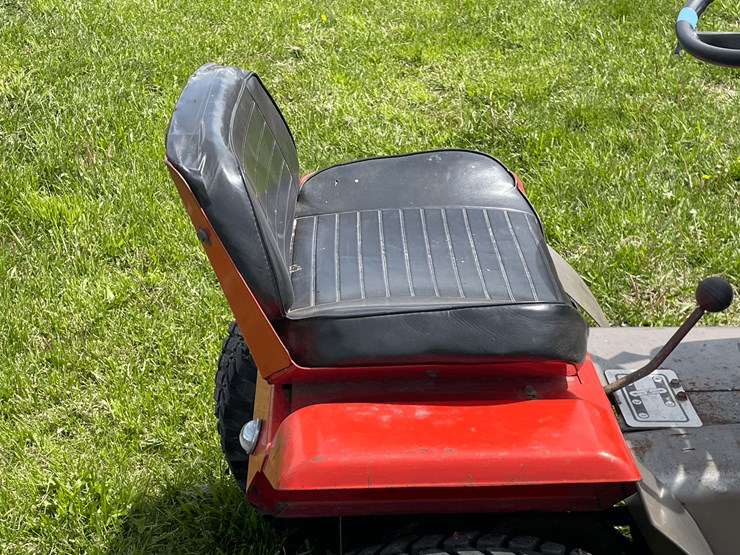 1972-massey-ferguson-12-image-26