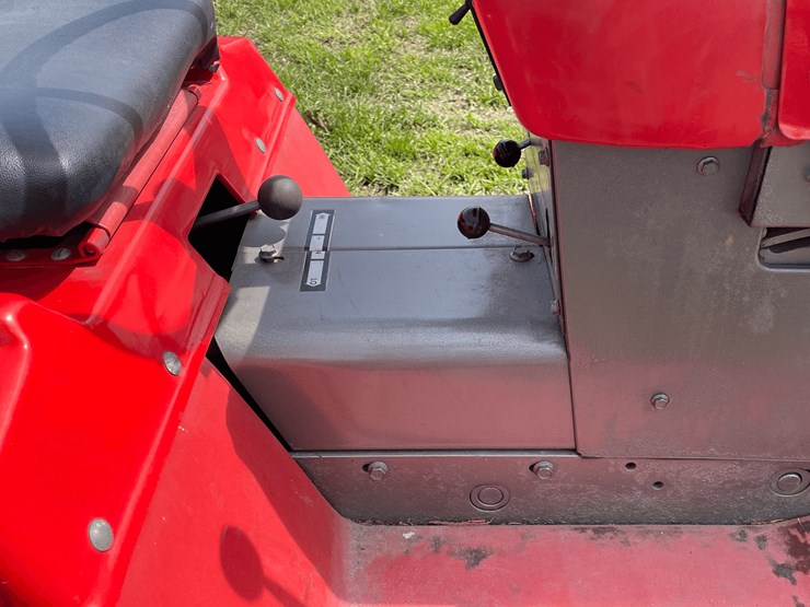 1974-massey-ferguson-14-image-33